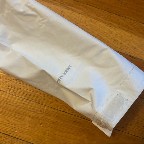 The North Face Ventura Rain Jacket - Picture 6 of 6
